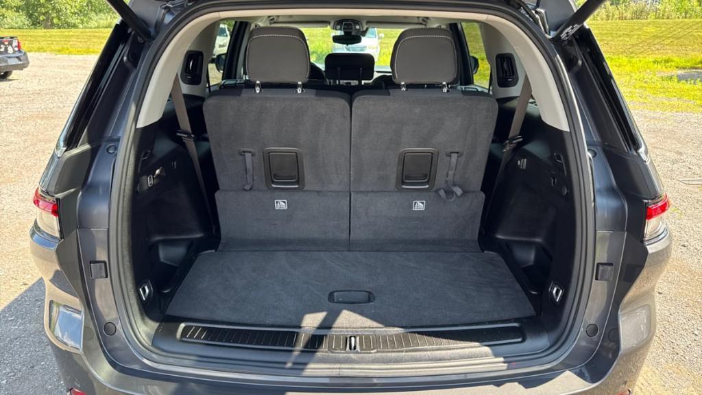 used 2022 Jeep Grand Cherokee L car, priced at $29,995