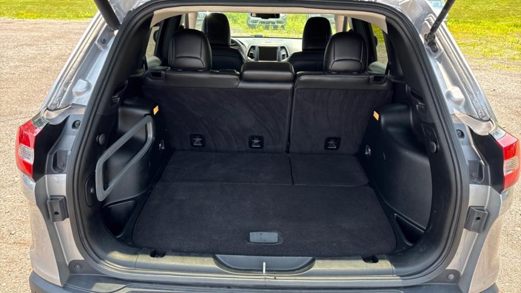 used 2018 Jeep Cherokee car, priced at $16,495