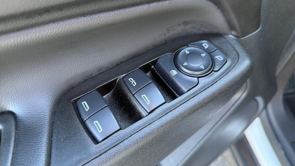 used 2024 Chevrolet Equinox car, priced at $23,295