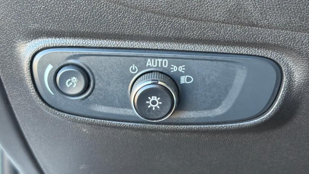 used 2024 Chevrolet Equinox car, priced at $23,295