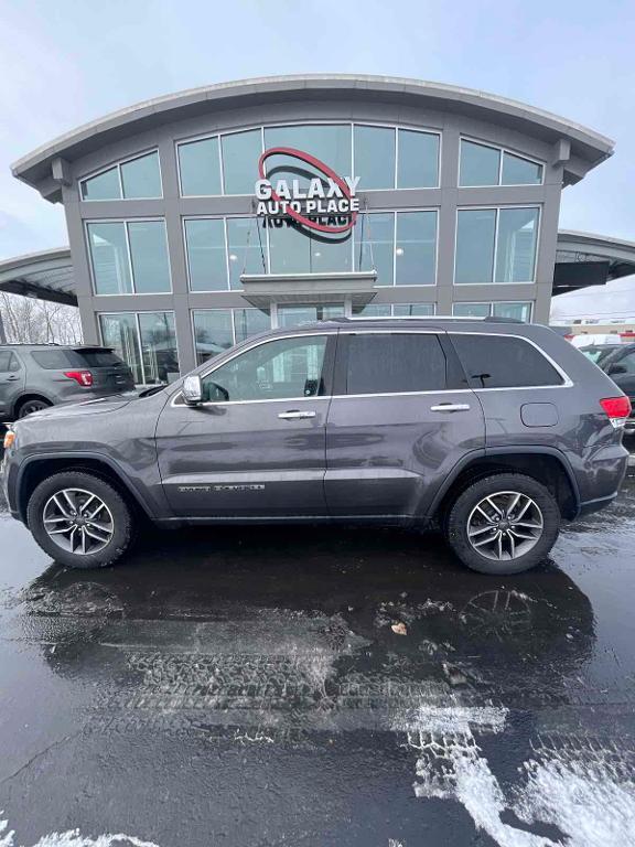 used 2019 Jeep Grand Cherokee car, priced at $21,995