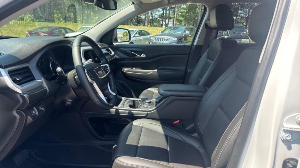 used 2023 GMC Acadia car, priced at $33,895