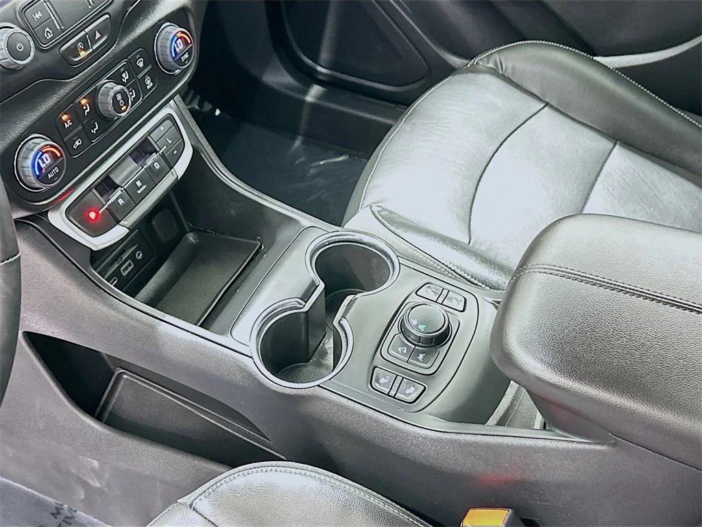 used 2023 GMC Terrain car, priced at $24,281