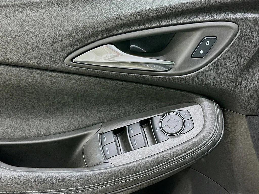 used 2025 Buick Encore GX car, priced at $23,732