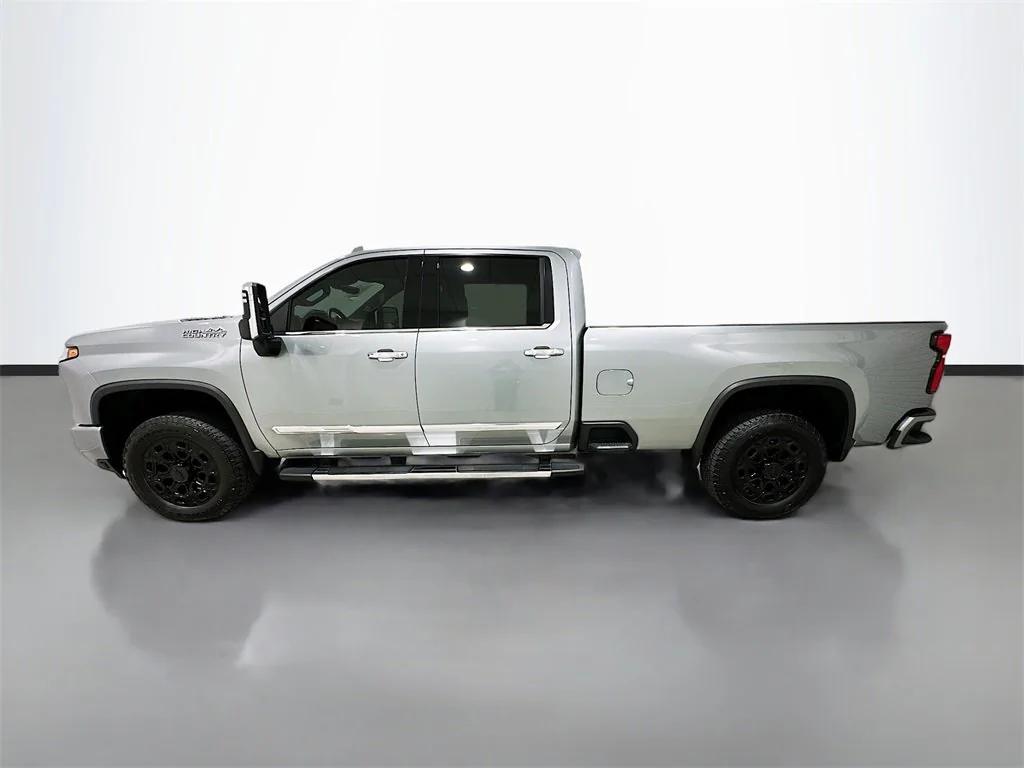 used 2024 Chevrolet Silverado 3500 car, priced at $72,822