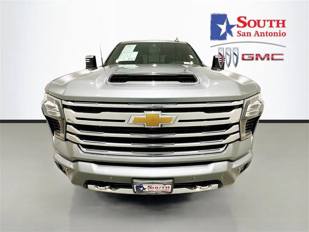 used 2024 Chevrolet Silverado 3500 car, priced at $72,822