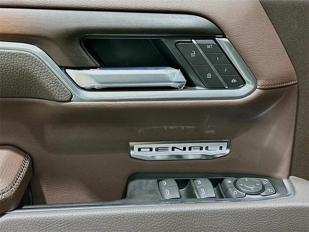 new 2026 GMC Sierra 1500 car, priced at $72,040