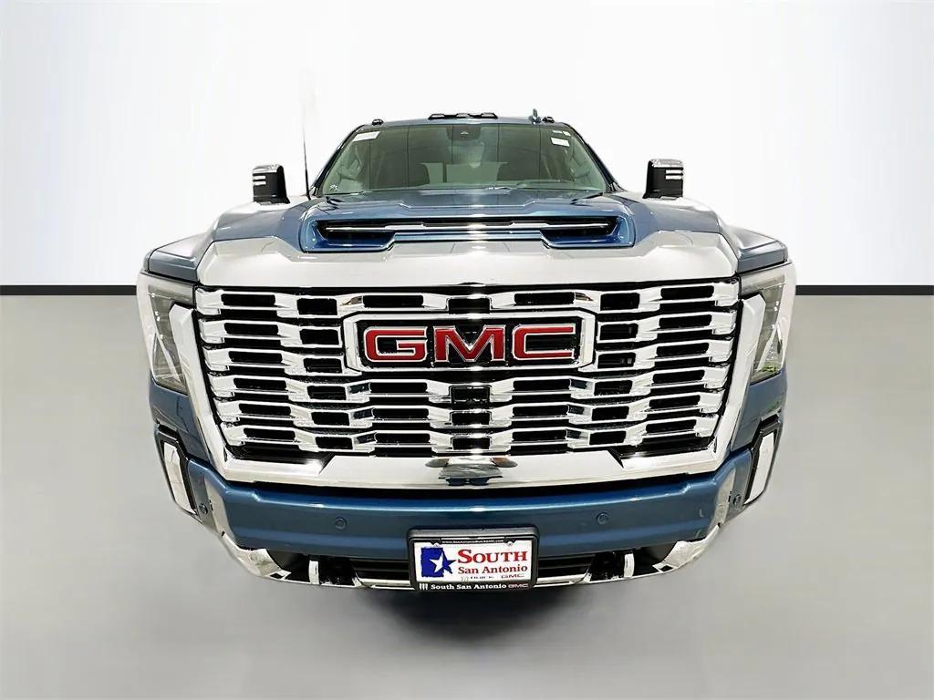 new 2025 GMC Sierra 2500 car, priced at $81,259