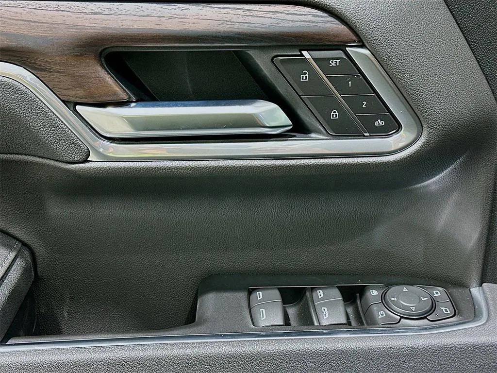 new 2026 GMC Sierra 1500 car, priced at $47,595