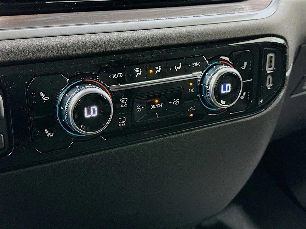 new 2026 GMC Sierra 1500 car, priced at $47,595