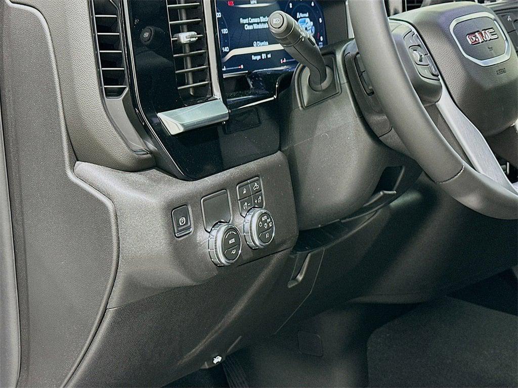 new 2026 GMC Sierra 1500 car, priced at $47,595
