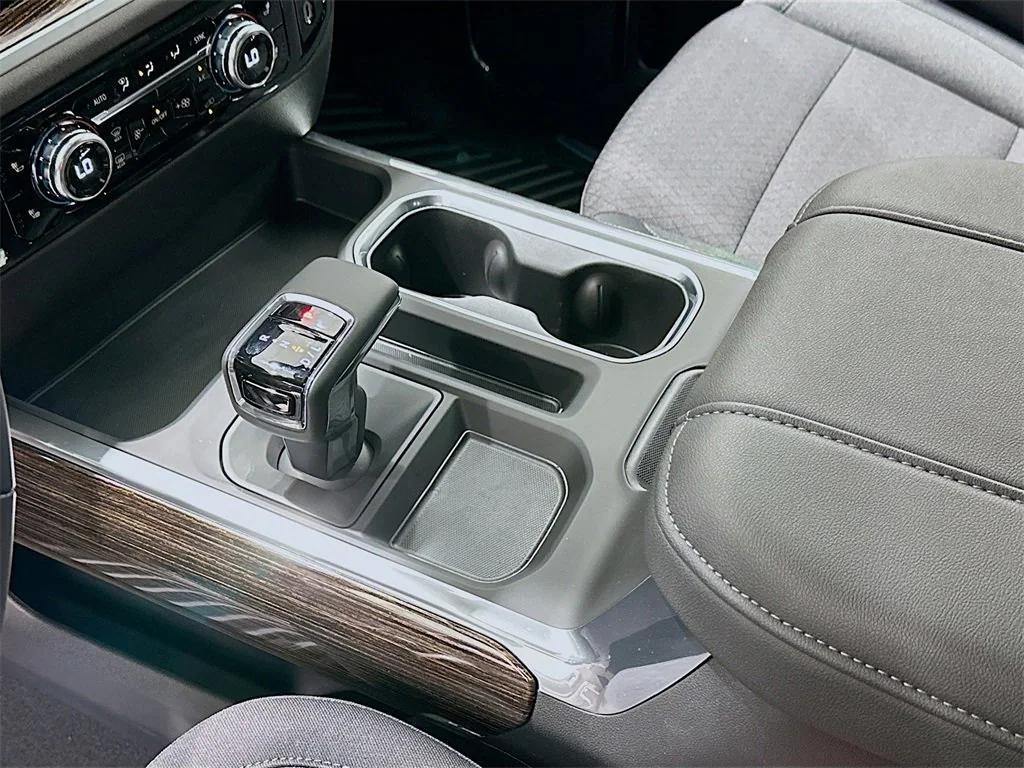 new 2026 GMC Sierra 1500 car, priced at $58,100