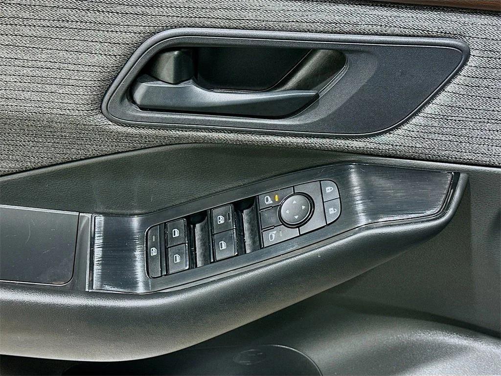 used 2023 Nissan Rogue car, priced at $21,600