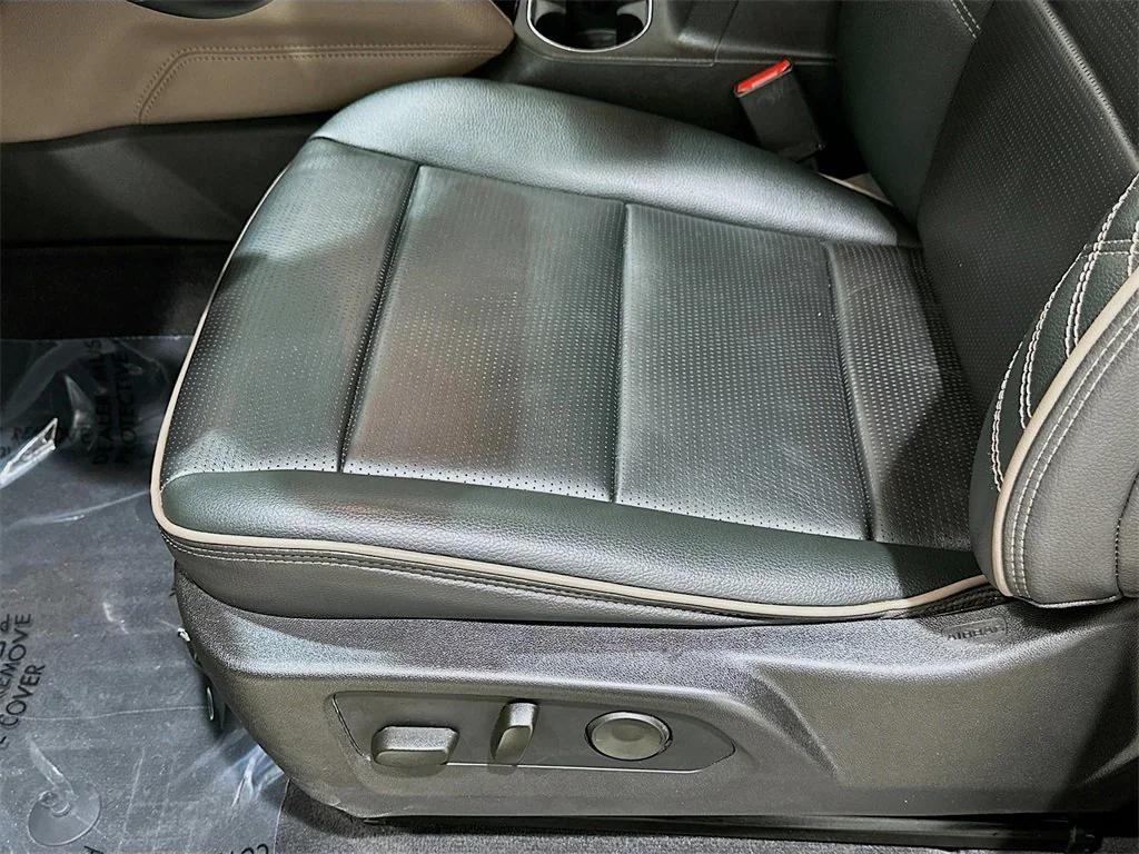 used 2023 GMC Canyon car, priced at $44,390