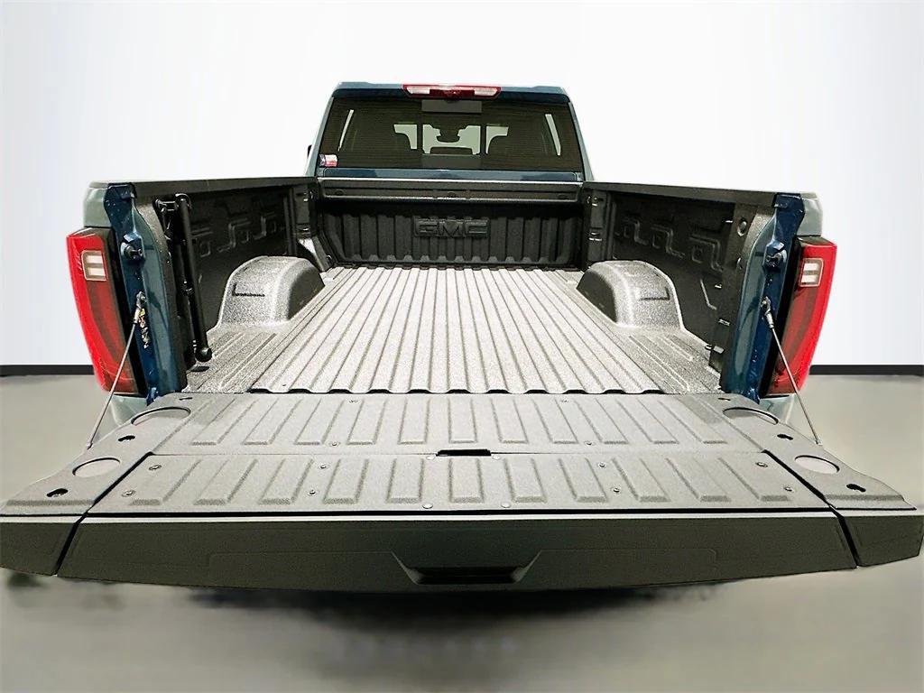 new 2025 GMC Sierra 2500 car, priced at $81,014