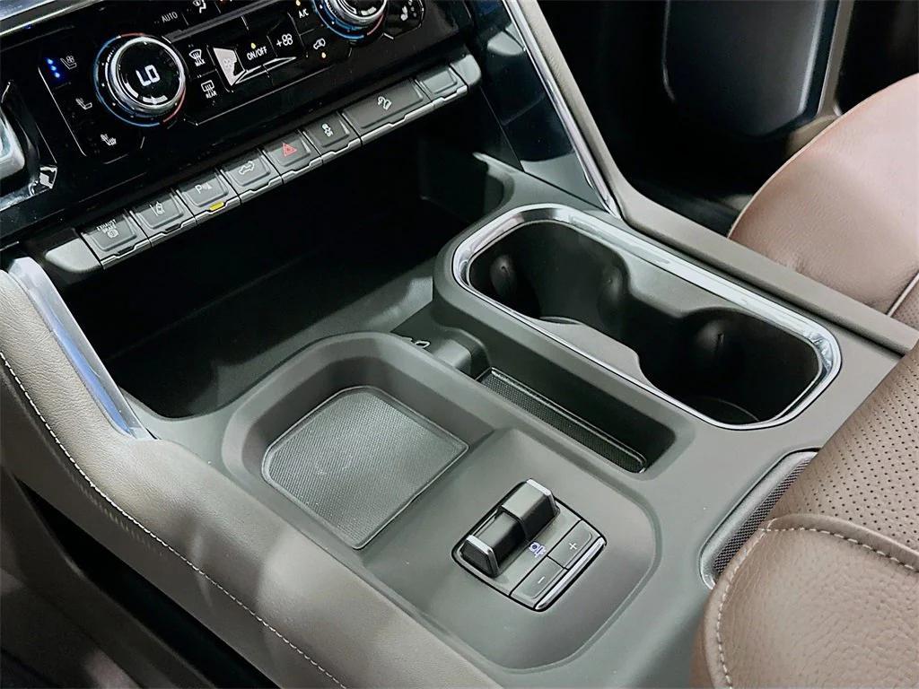 new 2025 GMC Sierra 2500 car, priced at $81,014