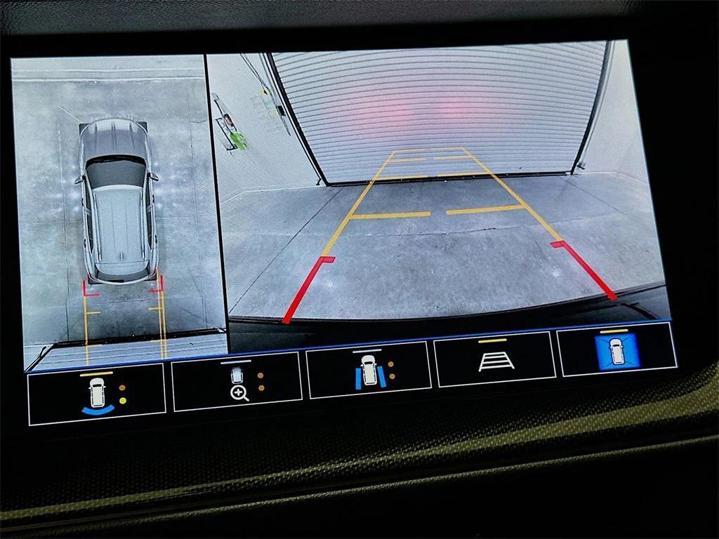 used 2022 Buick Envision car, priced at $25,100