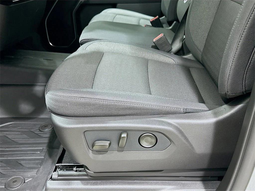 new 2026 GMC Sierra 3500 car, priced at $73,070