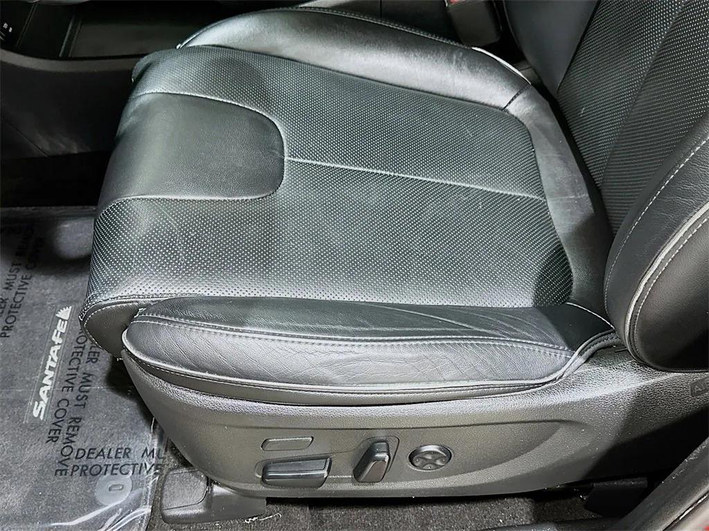 used 2022 Hyundai Santa Fe car, priced at $23,769