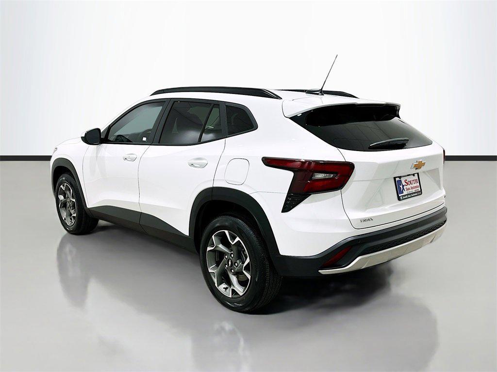 used 2025 Chevrolet Trax car, priced at $20,460