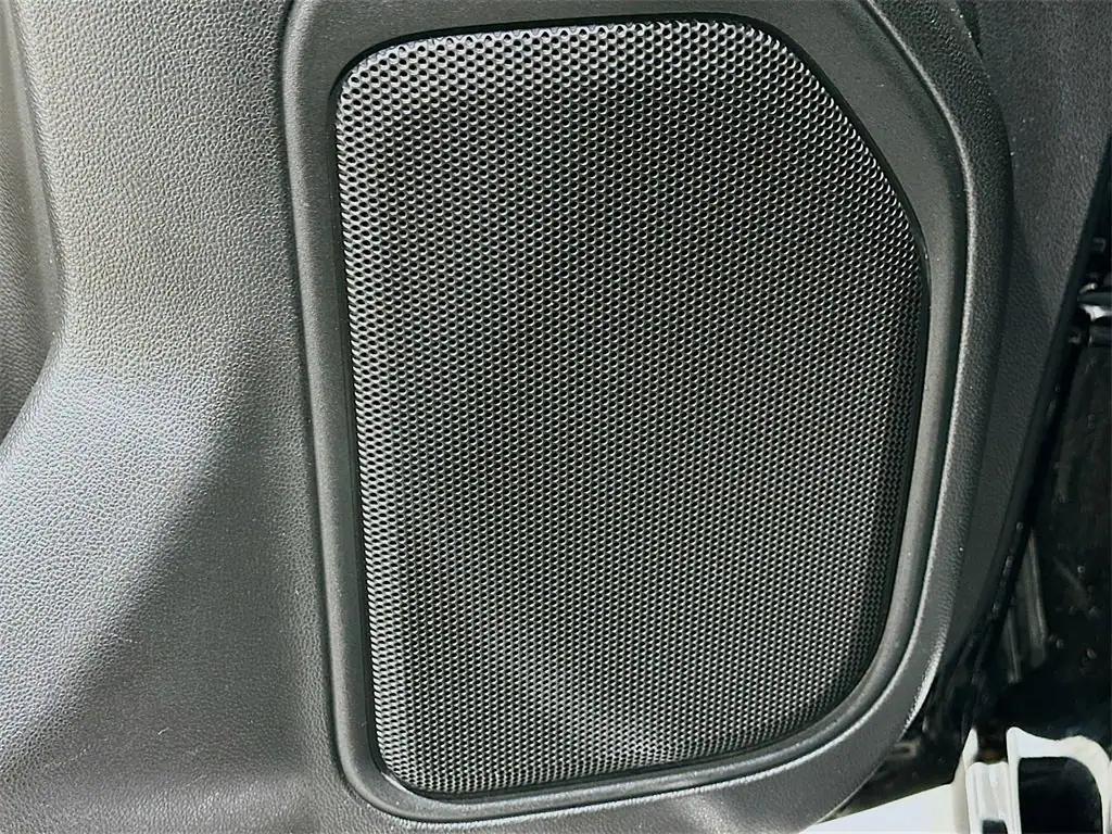 used 2022 Chevrolet Silverado 1500 car, priced at $35,376