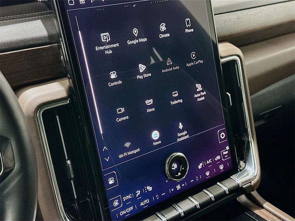 used 2025 GMC Yukon car, priced at $101,991