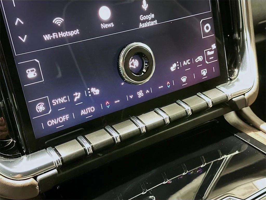 used 2025 GMC Yukon car, priced at $101,991