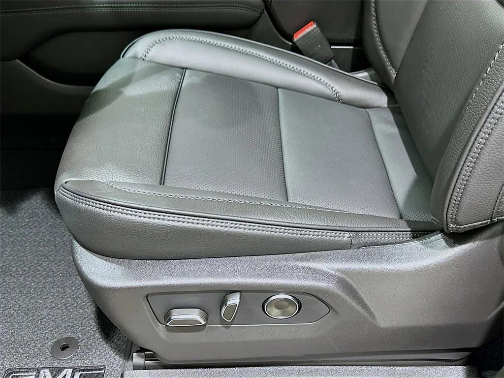 new 2026 GMC Yukon car, priced at $93,845