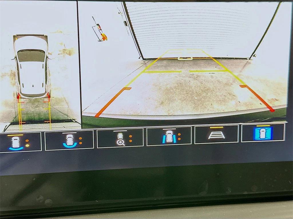 new 2026 Buick Encore GX car, priced at $27,075