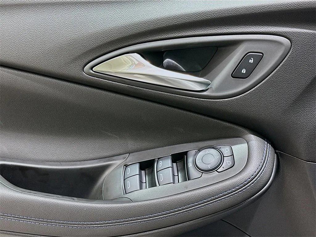 new 2026 Buick Encore GX car, priced at $26,290