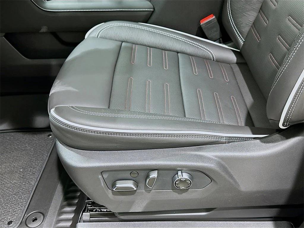 new 2026 GMC Sierra 1500 car, priced at $77,330