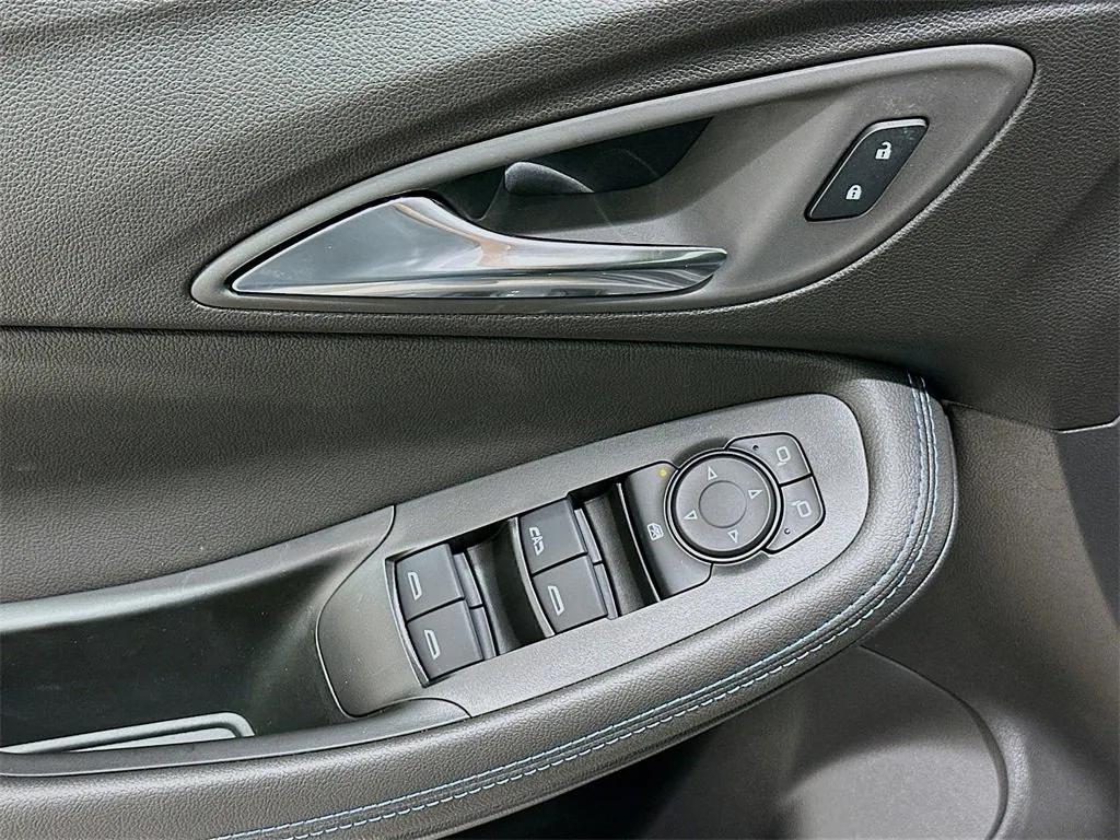 new 2026 Buick Encore GX car, priced at $27,880