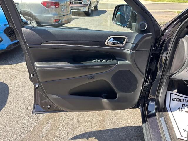 used 2015 Jeep Grand Cherokee car, priced at $14,988