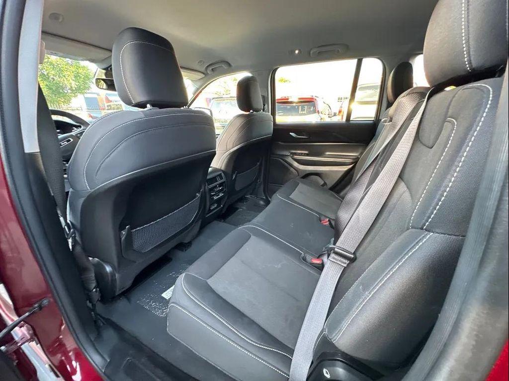 used 2023 Jeep Grand Cherokee car, priced at $24,988