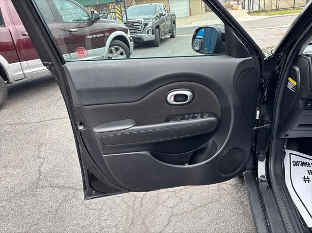 used 2015 Kia Soul car, priced at $7,488