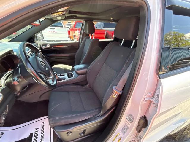 used 2016 Jeep Grand Cherokee car, priced at $11,994