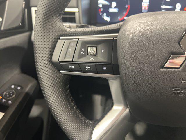 new 2025 Mitsubishi Outlander car, priced at $39,900