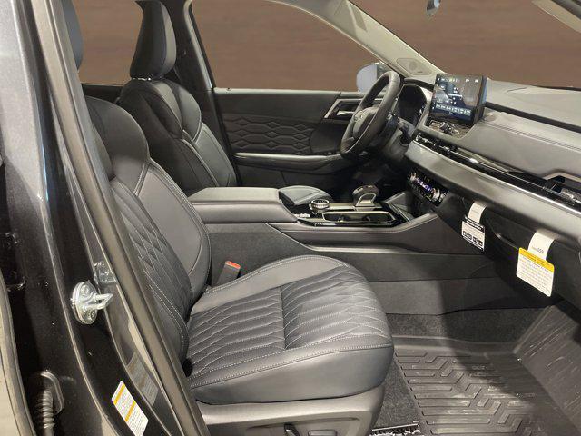 new 2025 Mitsubishi Outlander car, priced at $41,520