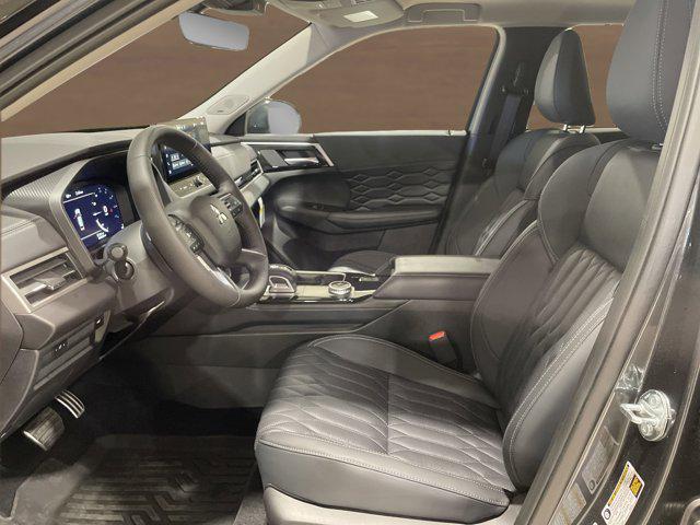 new 2025 Mitsubishi Outlander car, priced at $41,520