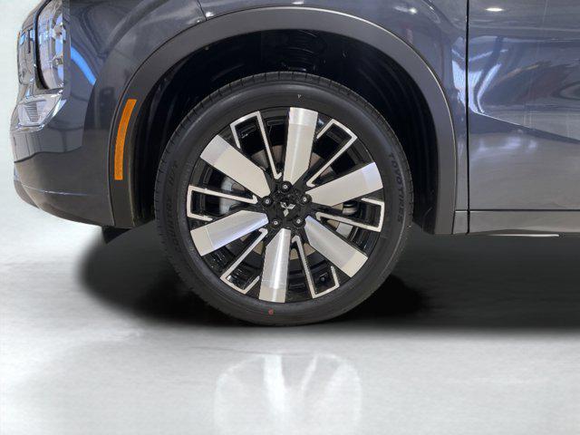 new 2025 Mitsubishi Outlander car, priced at $41,520