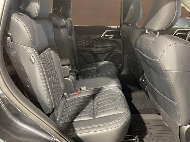 new 2025 Mitsubishi Outlander car, priced at $41,520