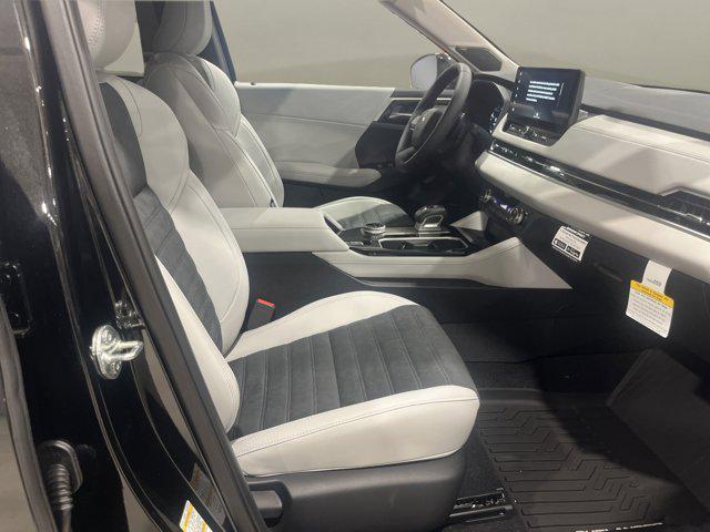 new 2025 Mitsubishi Outlander car, priced at $39,890