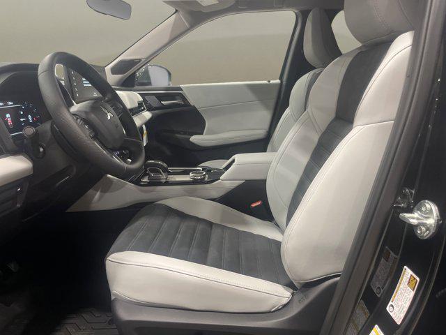 new 2025 Mitsubishi Outlander car, priced at $39,890