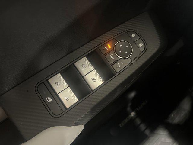new 2025 Mitsubishi Outlander car, priced at $39,890
