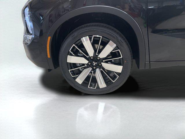 new 2025 Mitsubishi Outlander car, priced at $36,700