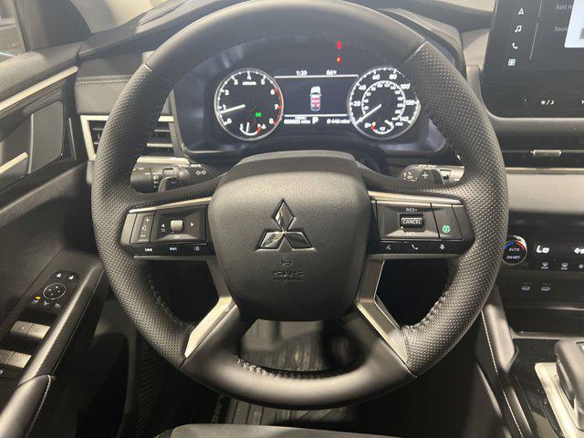 new 2025 Mitsubishi Outlander car, priced at $36,700