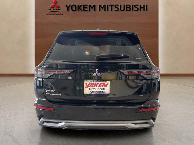new 2025 Mitsubishi Outlander car, priced at $37,515