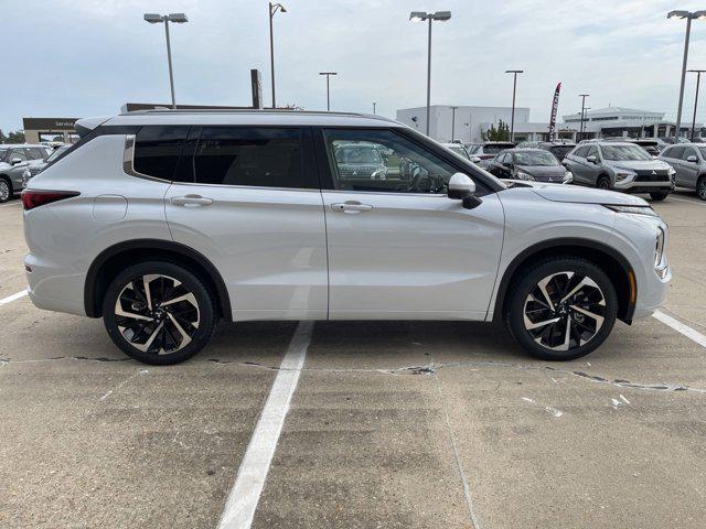 new 2024 Mitsubishi Outlander car, priced at $39,675