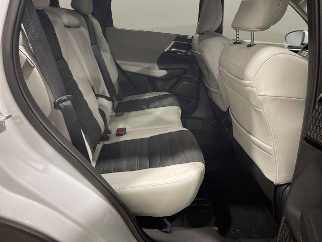 new 2025 Mitsubishi Outlander car, priced at $38,915
