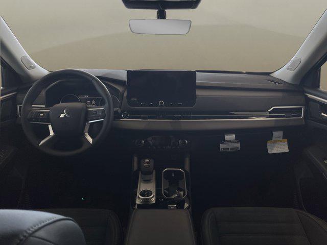 new 2025 Mitsubishi Outlander car, priced at $45,435